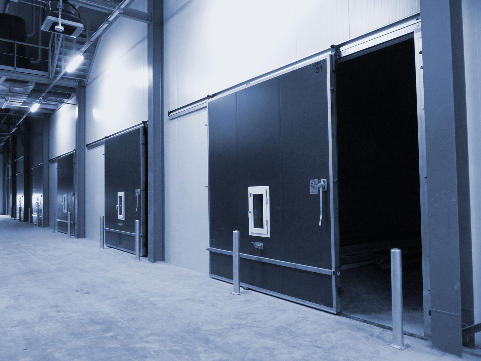 Paneltech gas-tight industrial doors