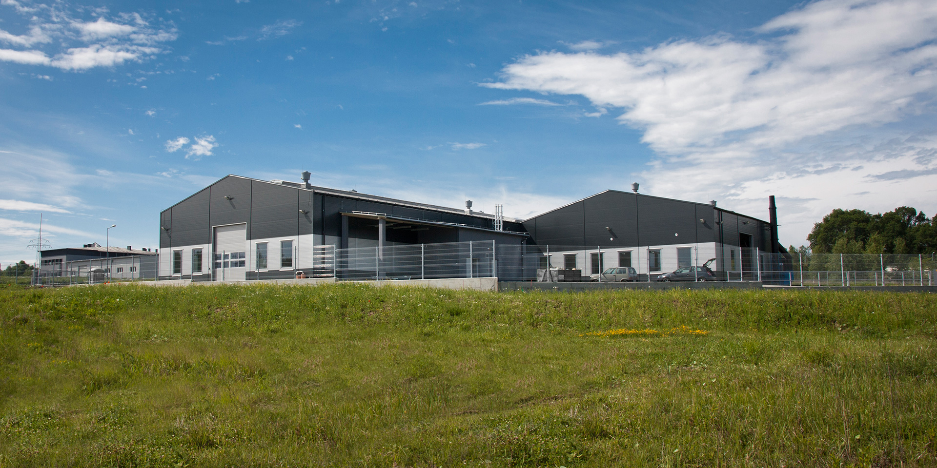 Warehouse hall Piekary Śląskie made of Paneltech PIR-S sandwich panel